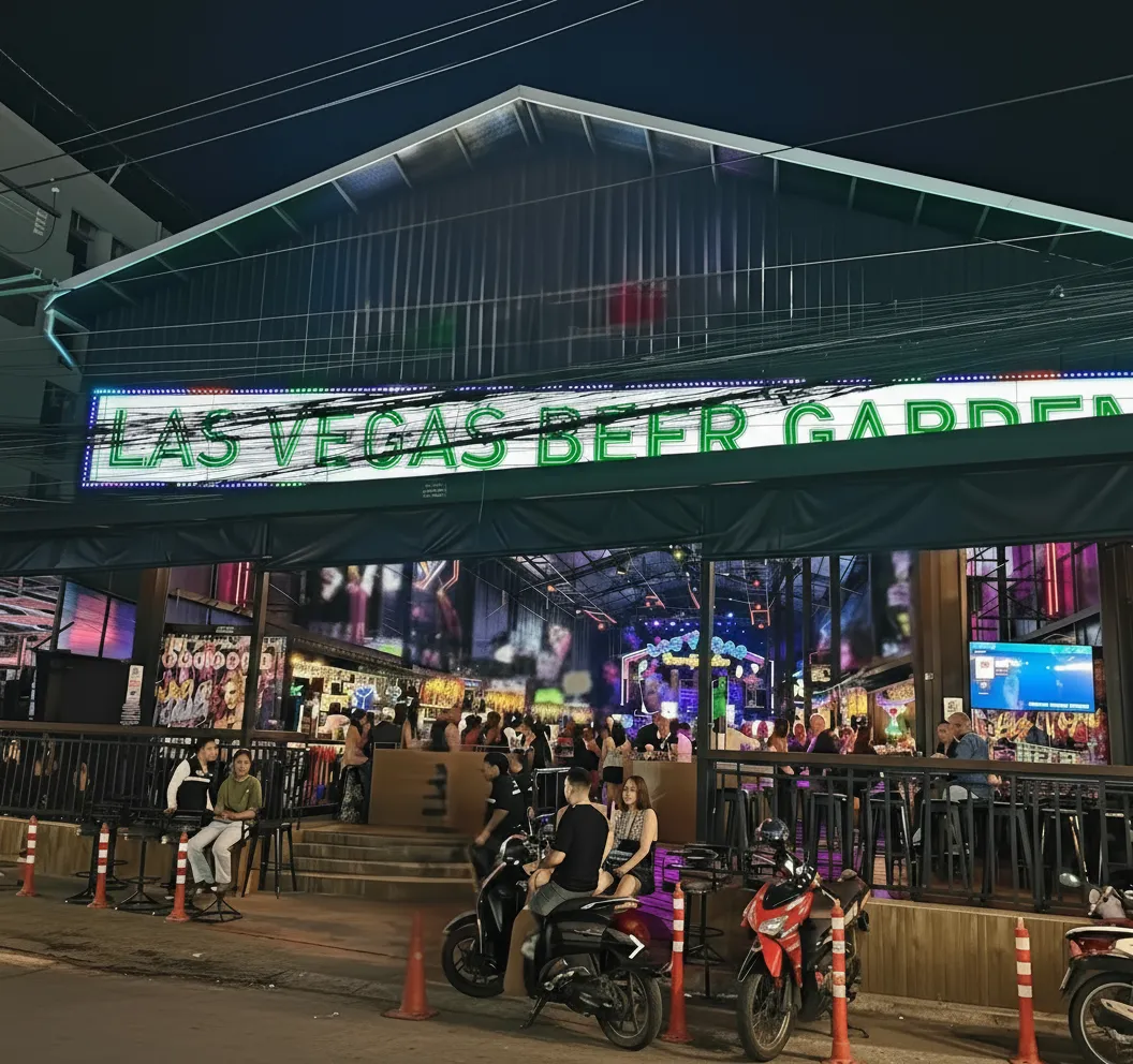 The entrance to Las Vegas Beer Garden from Soi Diana